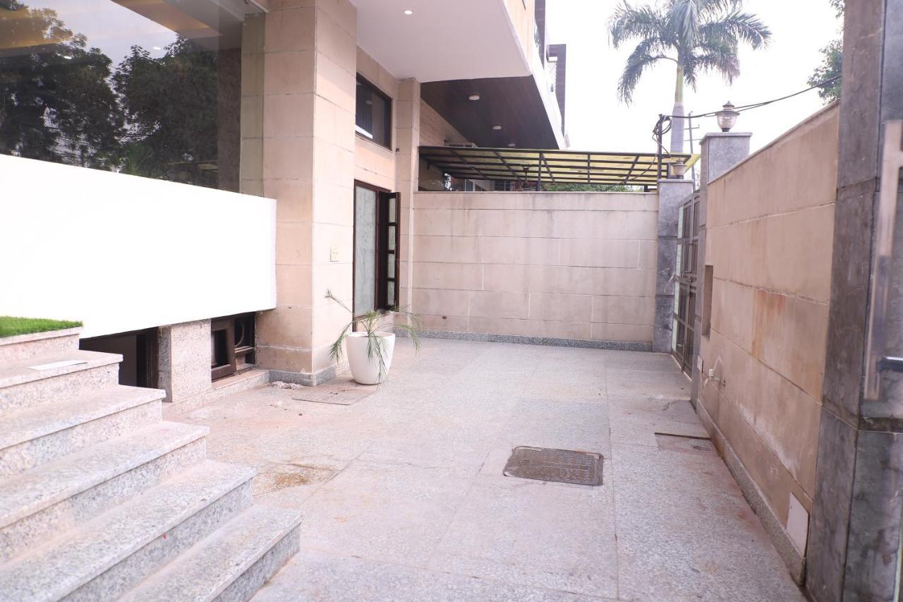 Lyf Corporate Suites - Noida Sector 19 Екстериор снимка