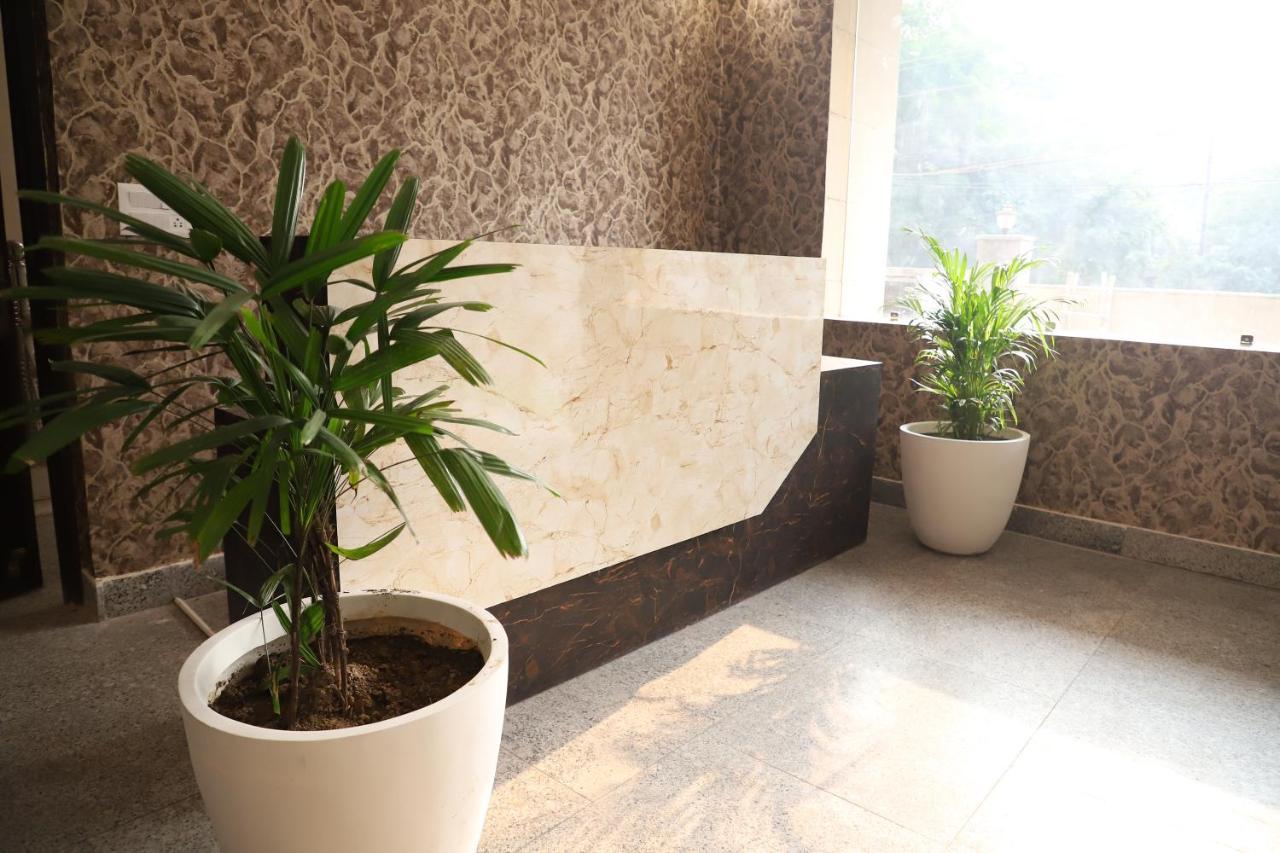 Lyf Corporate Suites - Noida Sector 19 Екстериор снимка