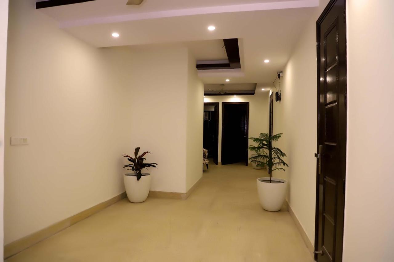 Lyf Corporate Suites - Noida Sector 19 Екстериор снимка